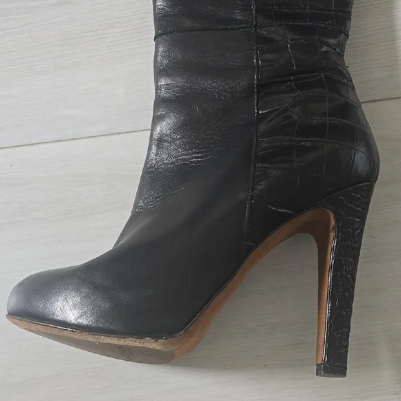 Donald J. Pliner Black Heeled Boots with Crocodile Texture
